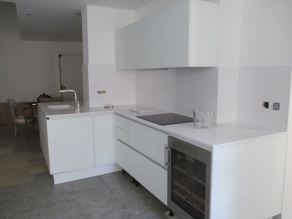Cuisine Sur-Mesure Écusson - Montpellier — Photo 2