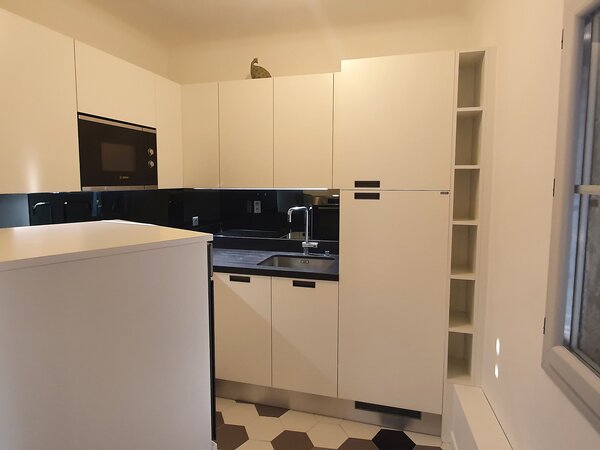 Cuisine Damier Noir & Blanc - Montpellier Écusson — Photo 1